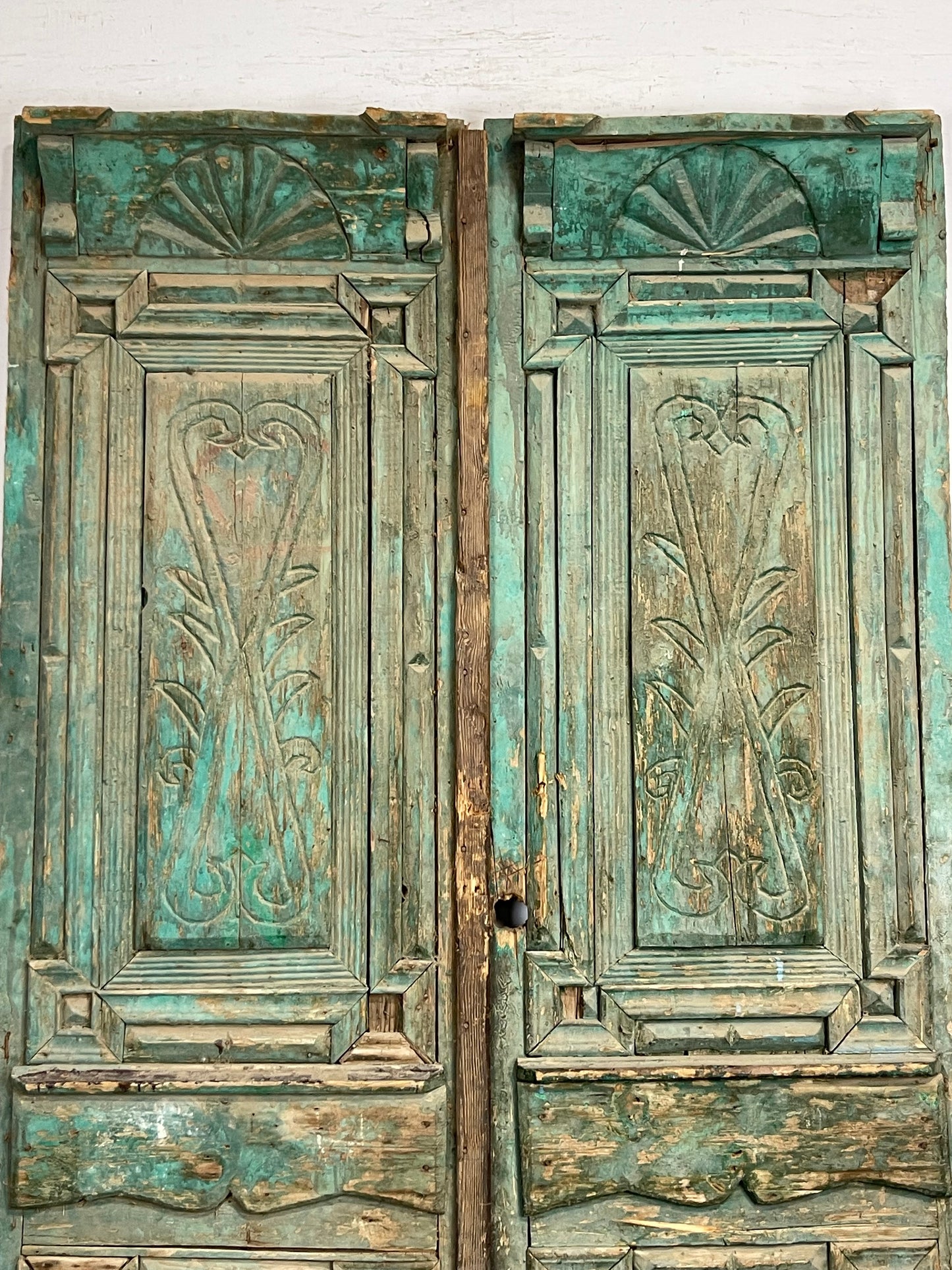 Antique  French Panel Doors with Carving  (91.75 x 51.25) M043