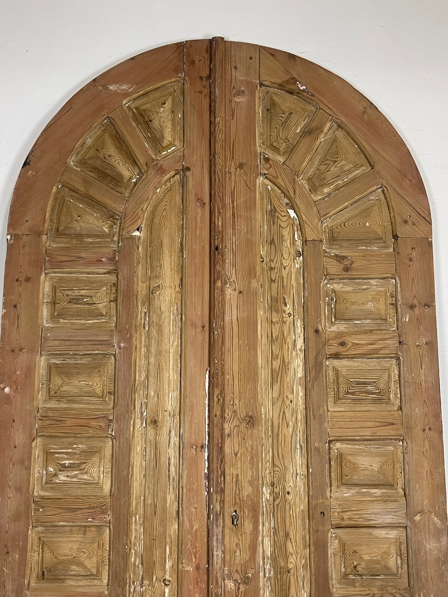 Antique  French Panel Doors with Carving  (113x59) M005