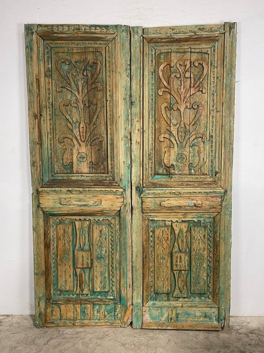 Antique  French Panel Doors with Carving  (91.75 x 61) M040