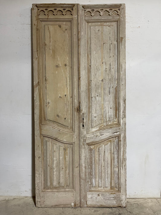 Antique  French Panel Door with Carving  (104.25x47.5) L008