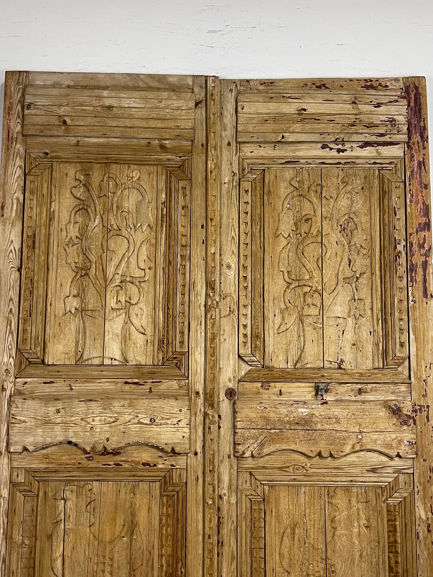 Antique  French Panel Doors with Carving  (98 x 64) M033