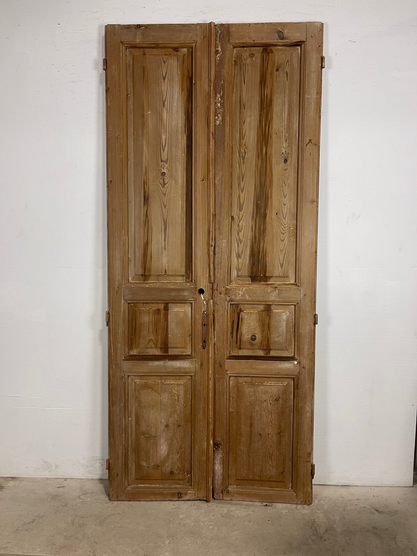 Antique  French Panel Doors with Carving  (96 x 42.5) M029