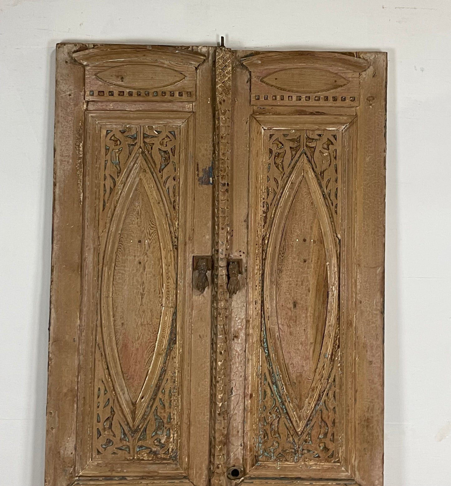 Antique  French Panel Doors with Carving  (96 x 42.5) N003