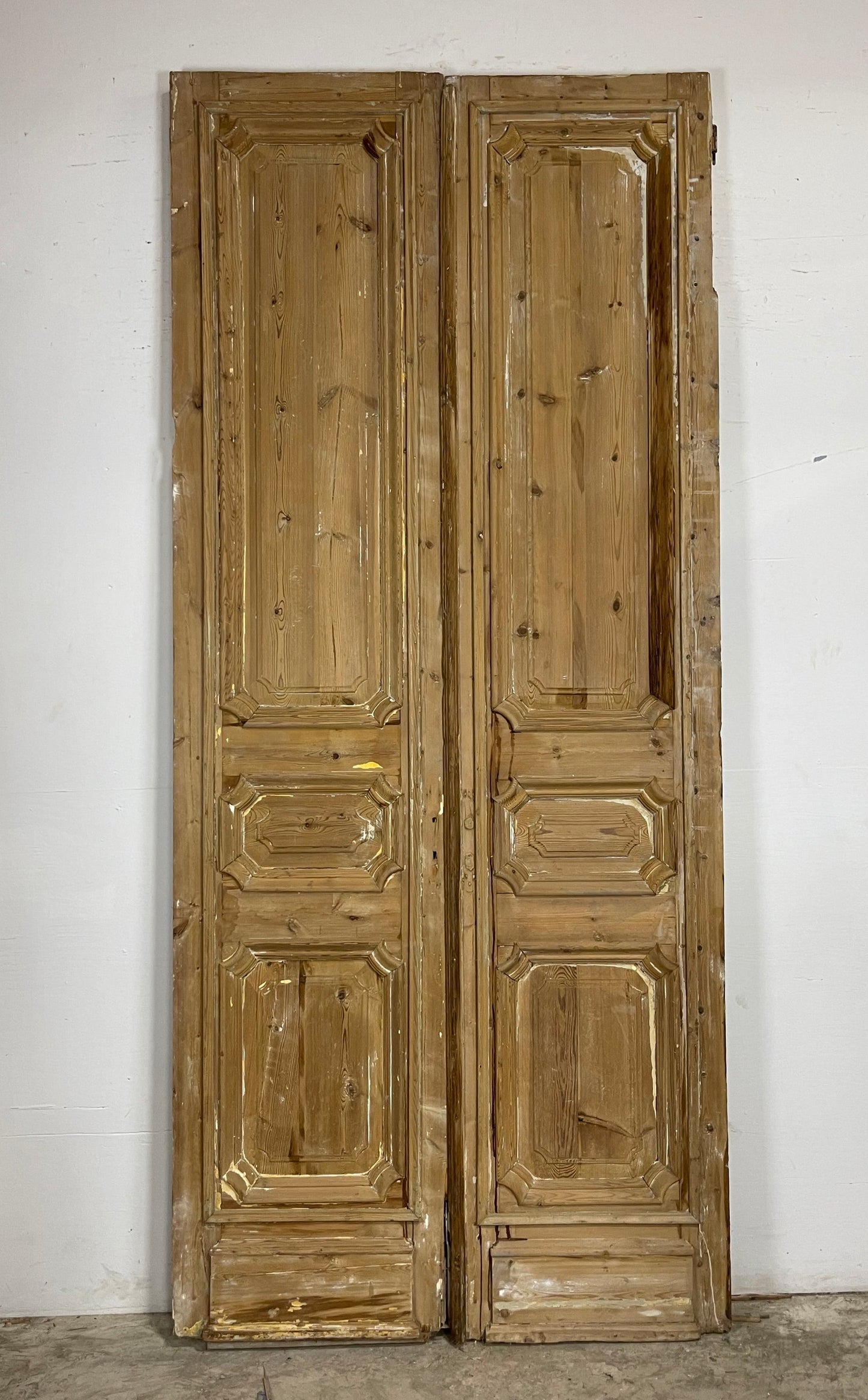 Antique  French Panel Doors with Carving  (110  x 48) M056