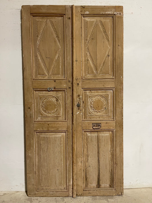 Antique  French Panel Doors with Carving  (97.25x50.25) L002