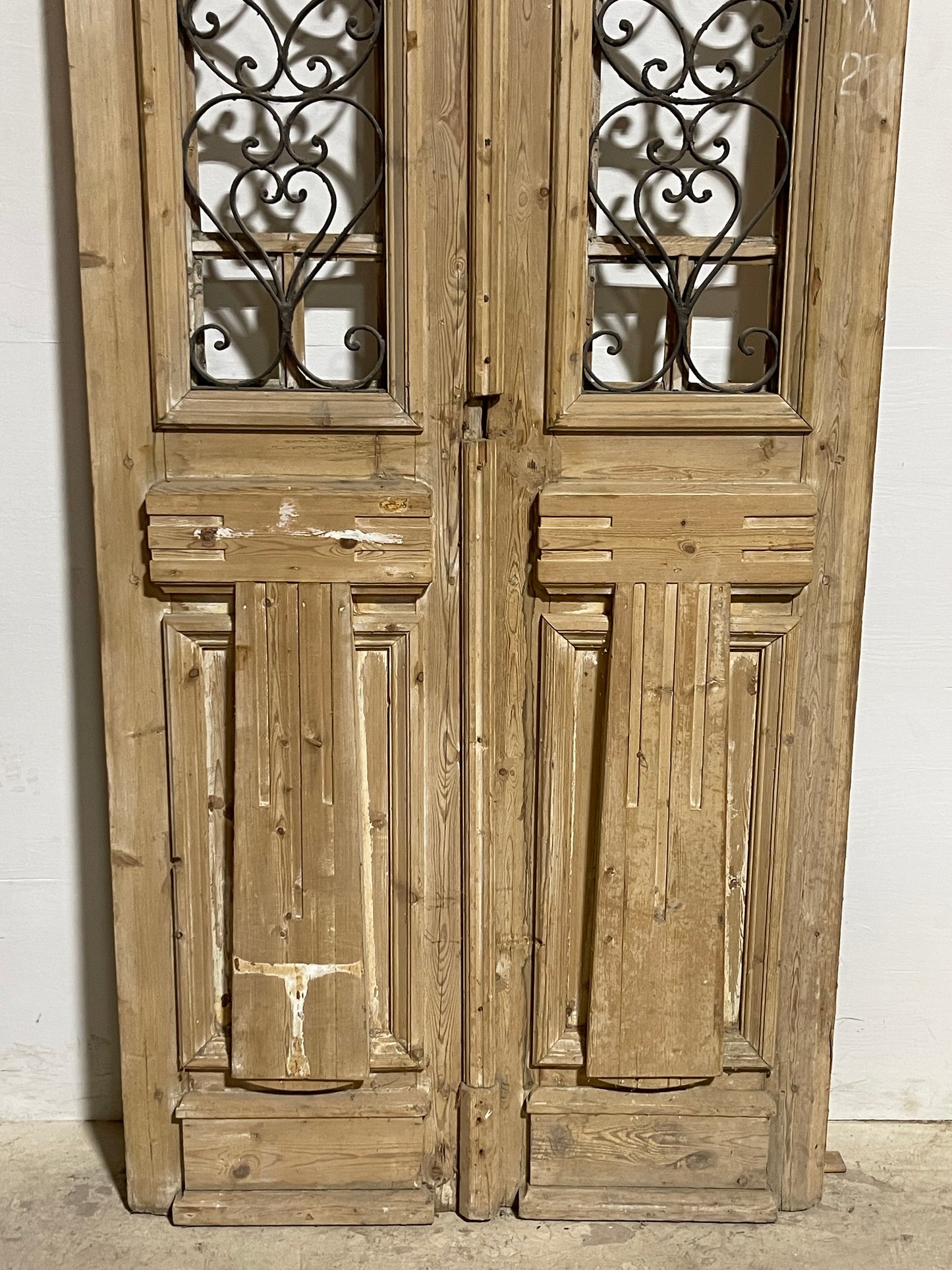 Antique French Panel Doors with Metal (98.5x39.75) K109