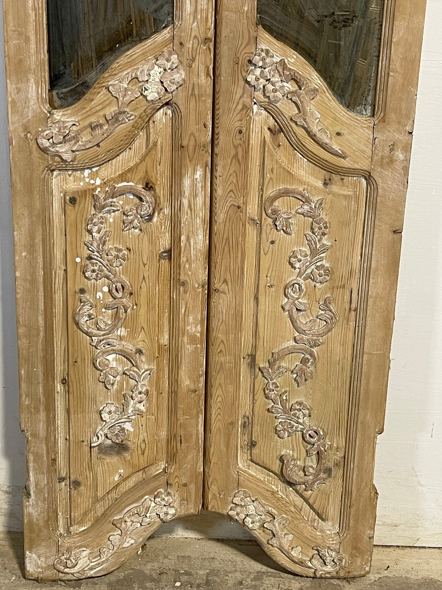 Antique  Saloon style Door with Carving  (65x45) L997