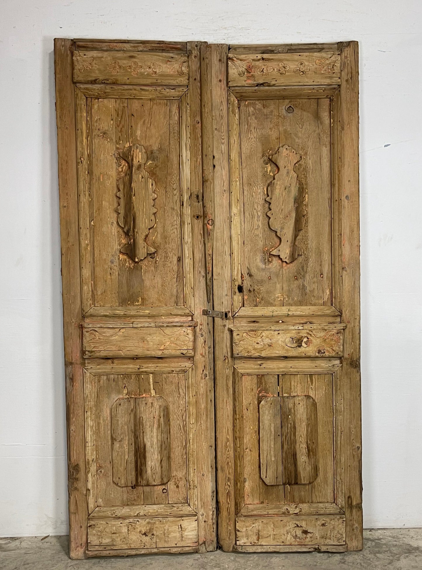 Antique  French Panel Doors with Carving  (95 x 55) M045