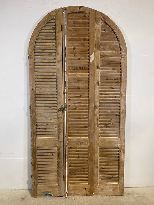 Antique French Arched Shutters (86.75x43.5) L357