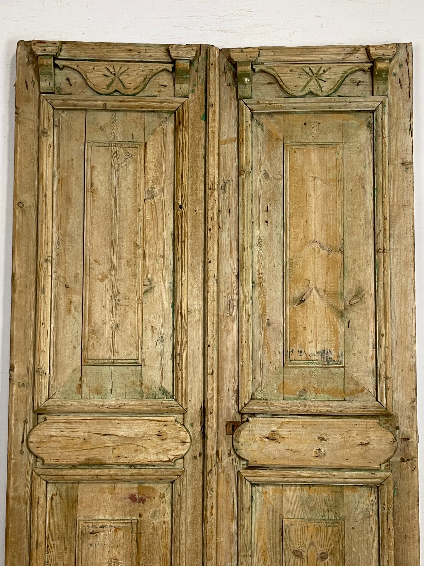 Antique  French Panel Doors with Carving  (91 x 52.5) M015