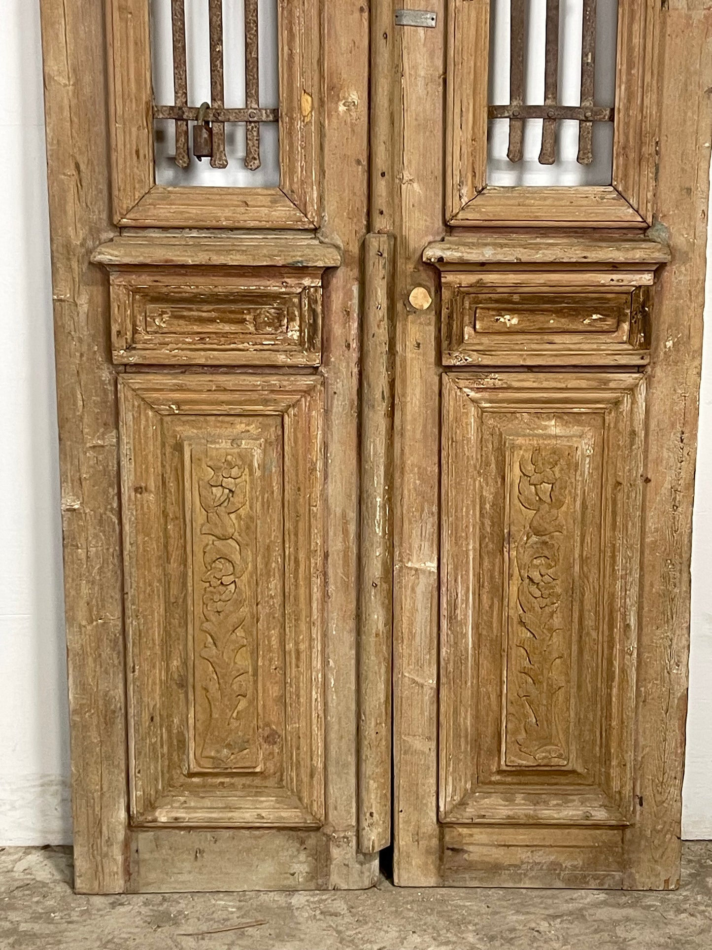 Antique French Panel Doors with Metal () M062