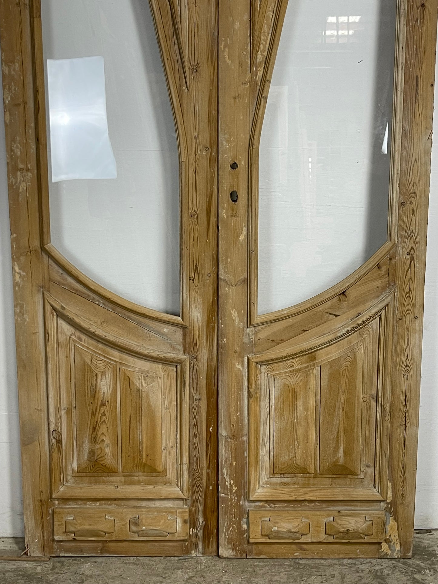 Antique  French Panel Doors with Carving  (98.25 xz 46.25) M049