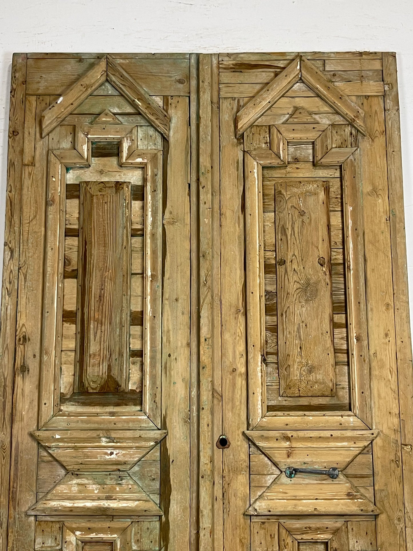 Antique  French Panel Doors with Carving  (95.5 x 51.5) M044