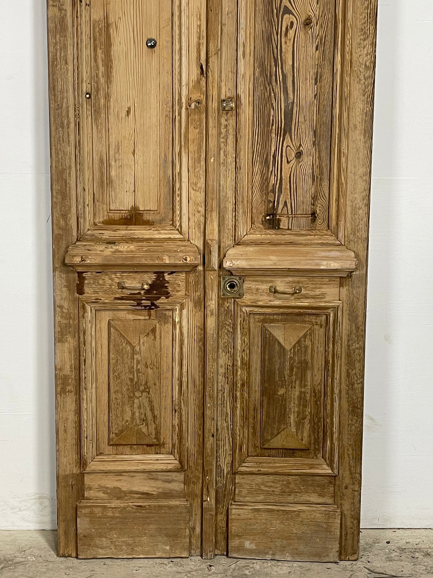 Antique  French Panel Doors with Carving  (120.5x 38.5) M023