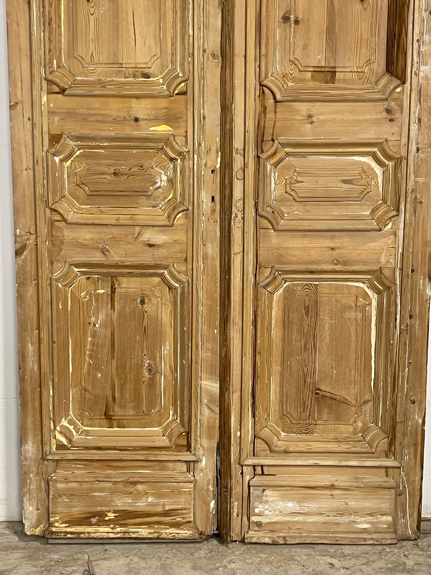 Antique  French Panel Doors with Carving  (110  x 48) M056