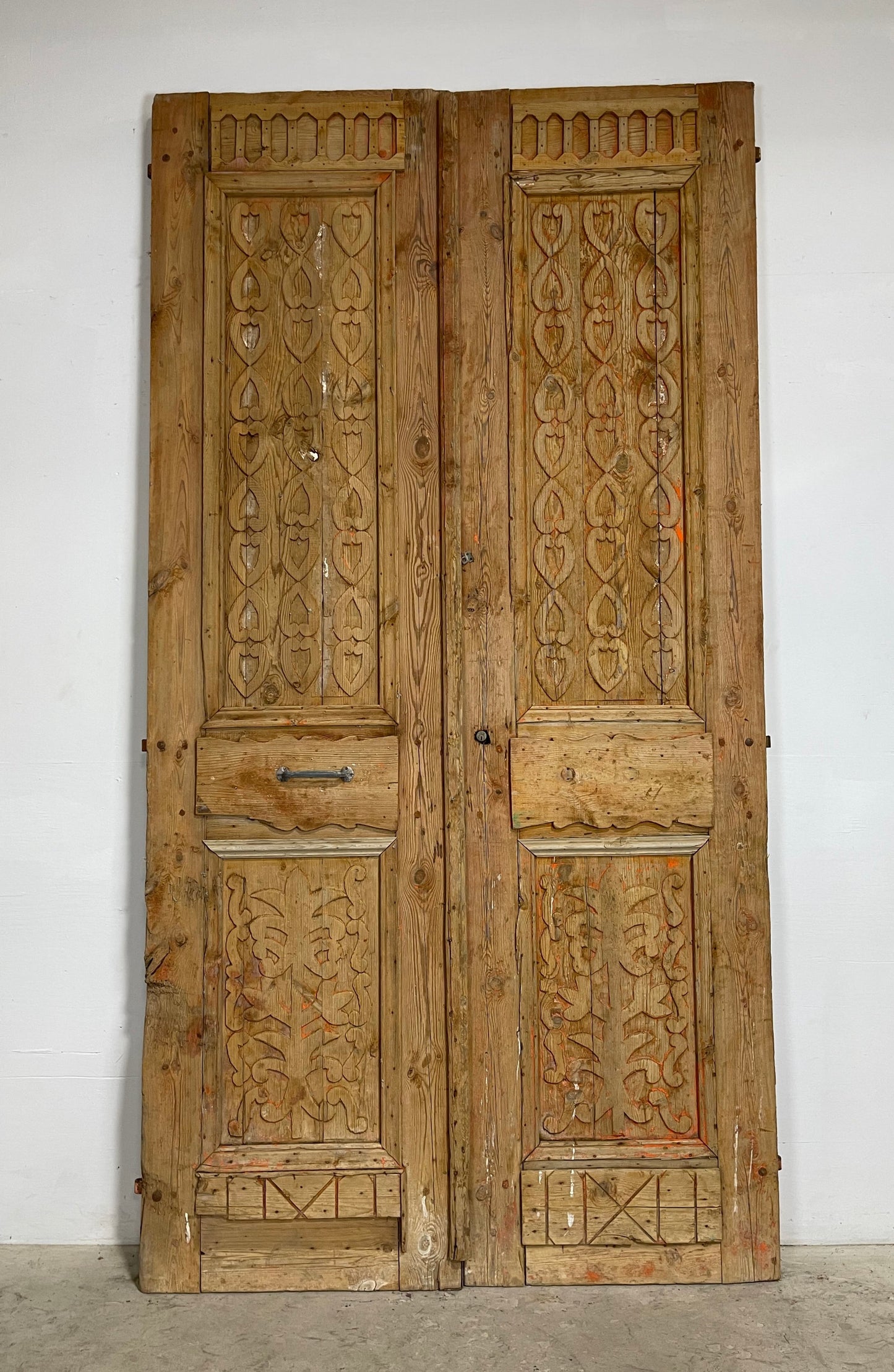 Antique  French Panel Doors with Carving  (114 x 60) M019