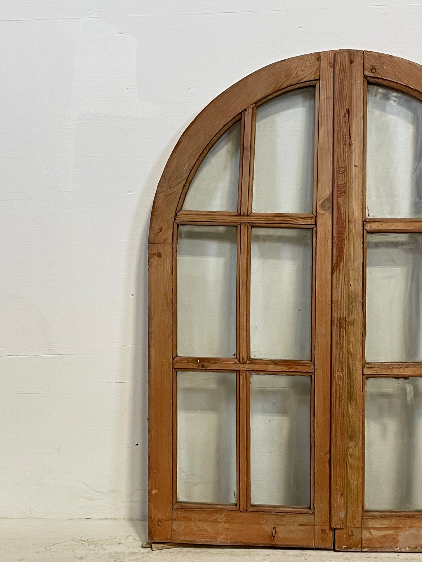 Antique arched glass window set    (44.5x34.25) L215