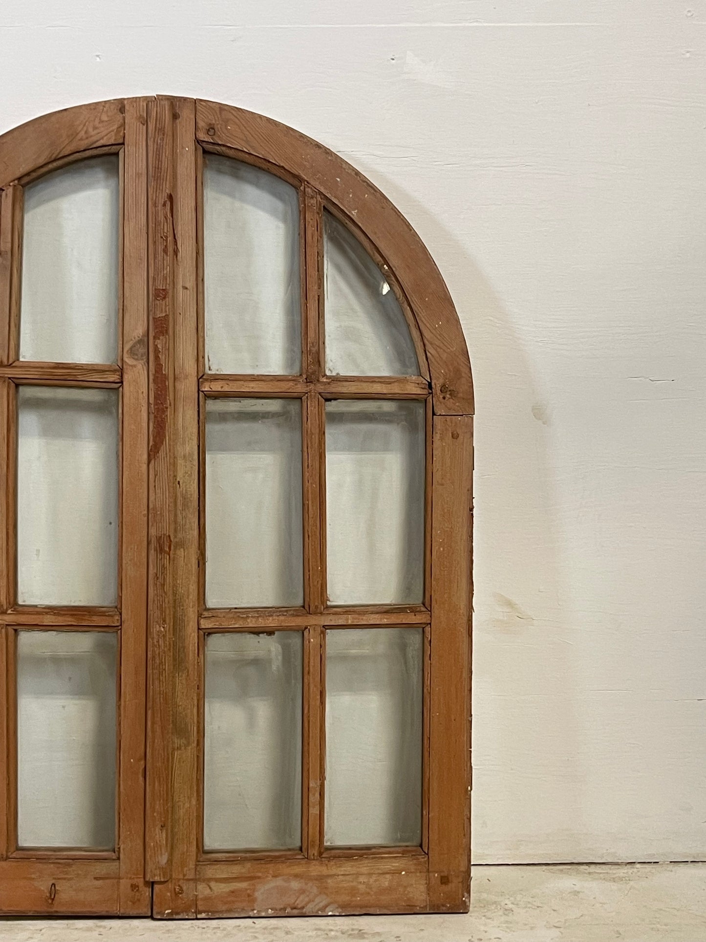 Antique arched glass window set    (44.5x34.25) L215