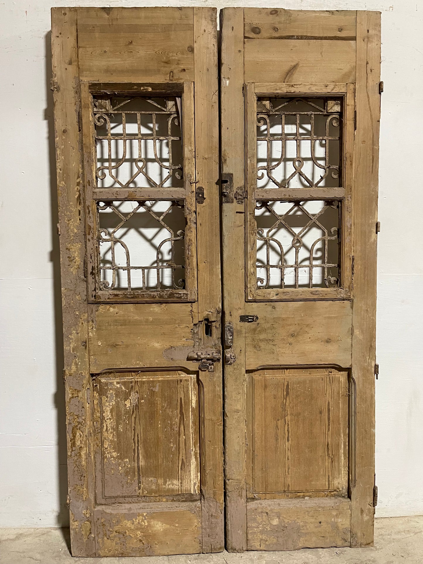 Antique French Panel Doors with Metal (92x53.25) L012