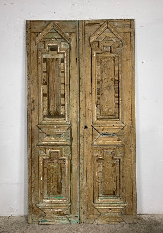 Antique  French Panel Doors with Carving  (95.5 x 51.5) M044