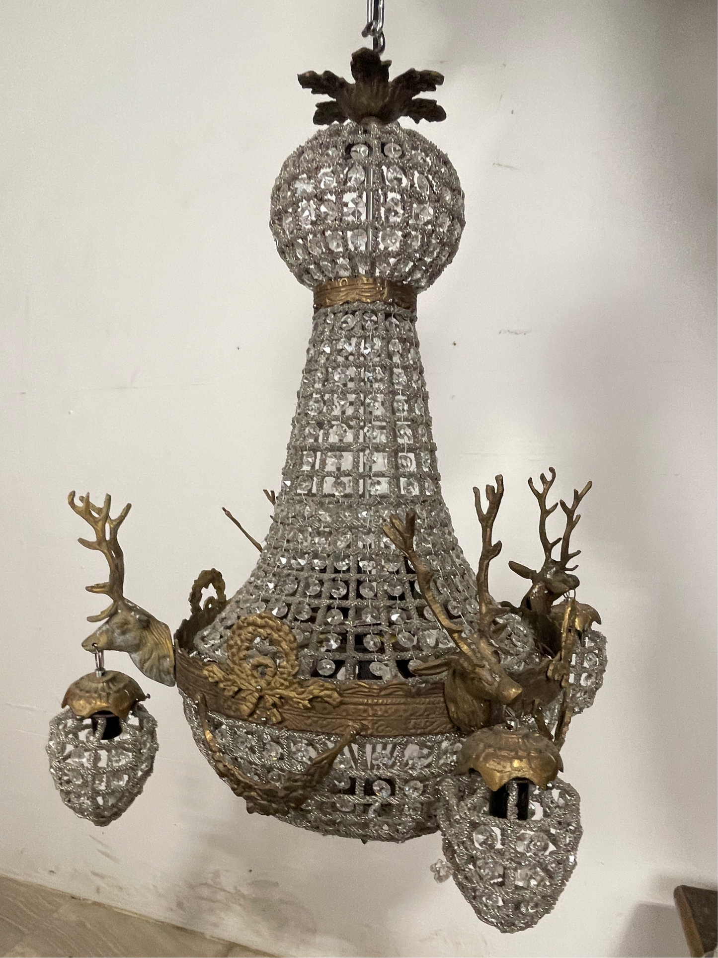 Deer Skag Chandelier