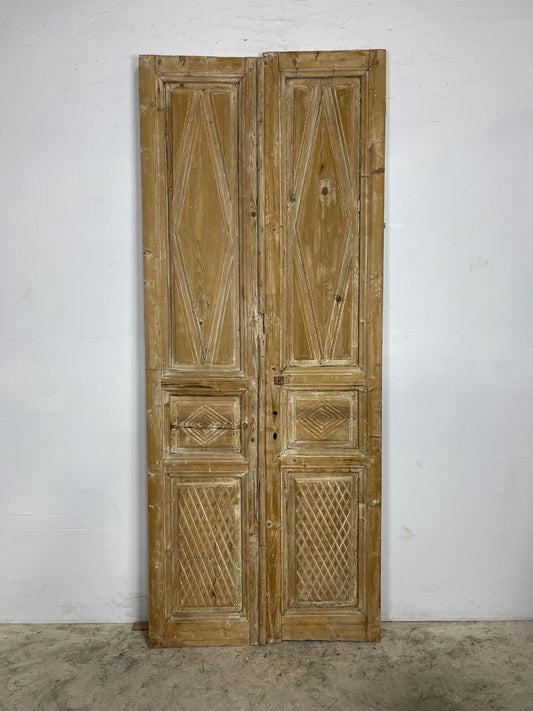 Antique  French Panel Doors with Carving  (87 x 48) M008