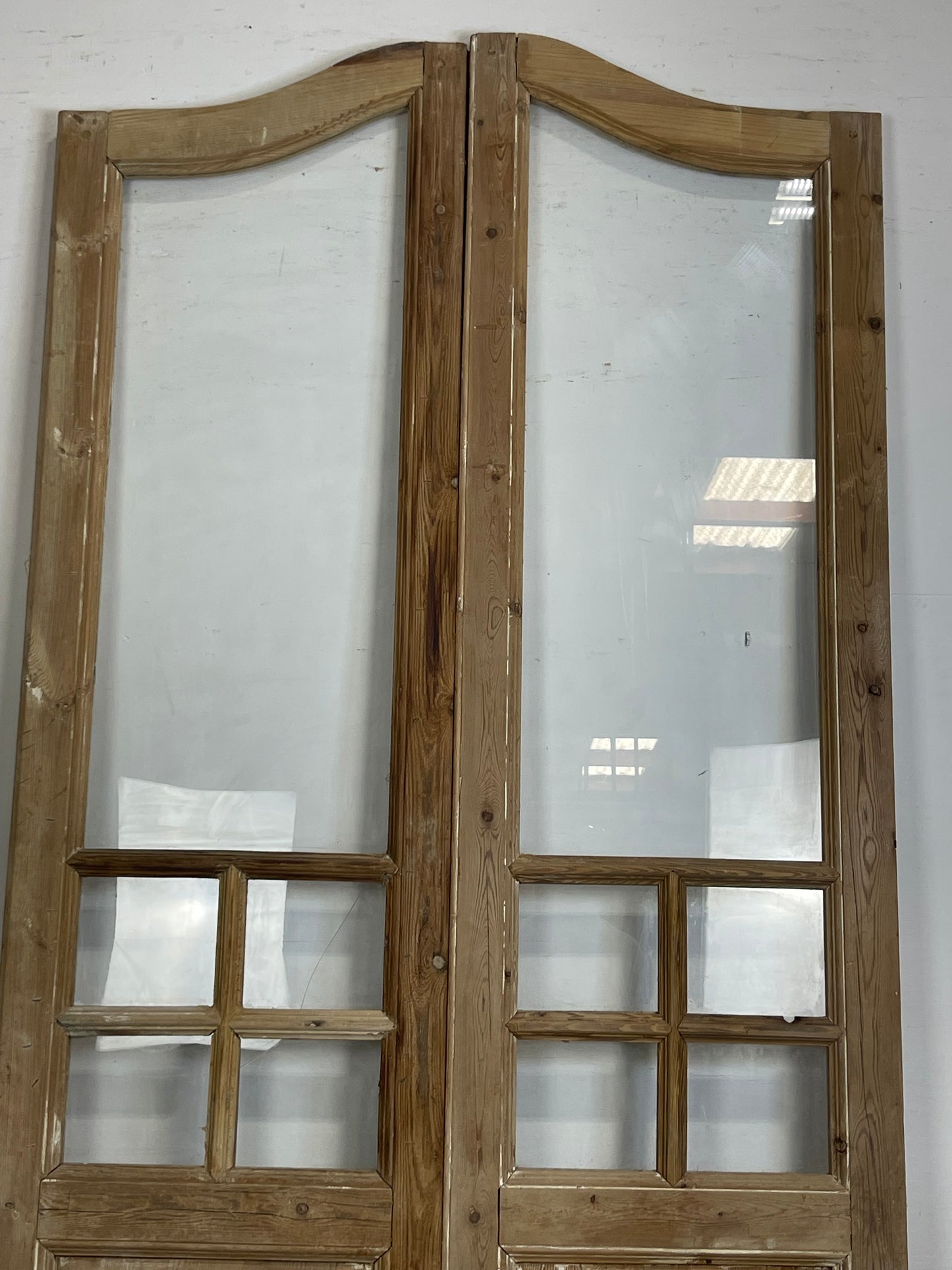 Antique French panel arched doors with glass (98x46.5) M001