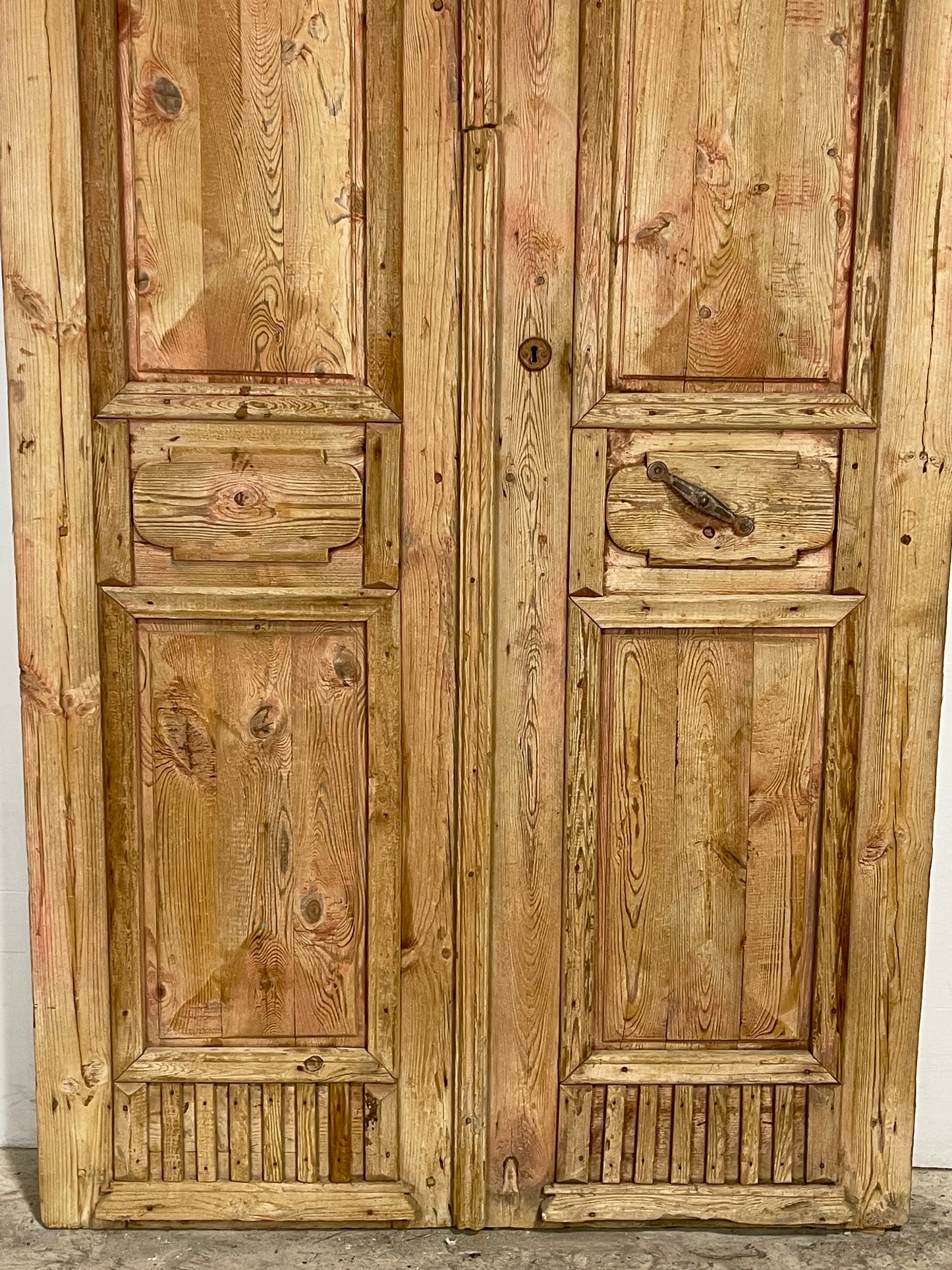 Antique  French Panel Doors with Carving  (90.5 x 48.25) M027