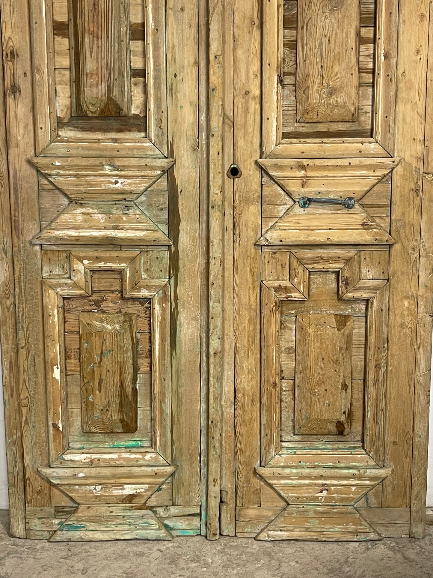 Antique  French Panel Doors with Carving  (95.5 x 51.5) M044