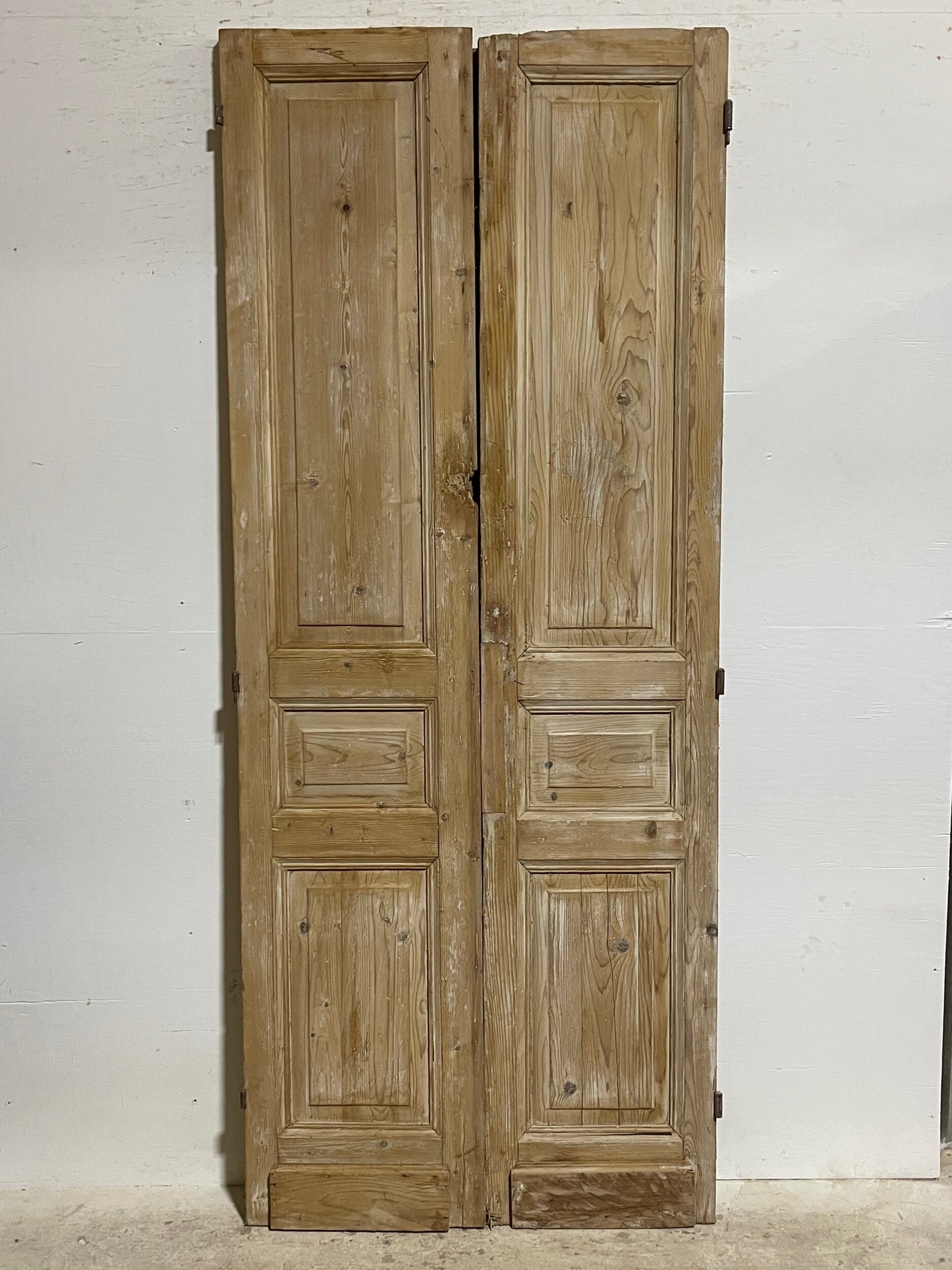 Antique French panel doors (93 x 38.5) I042