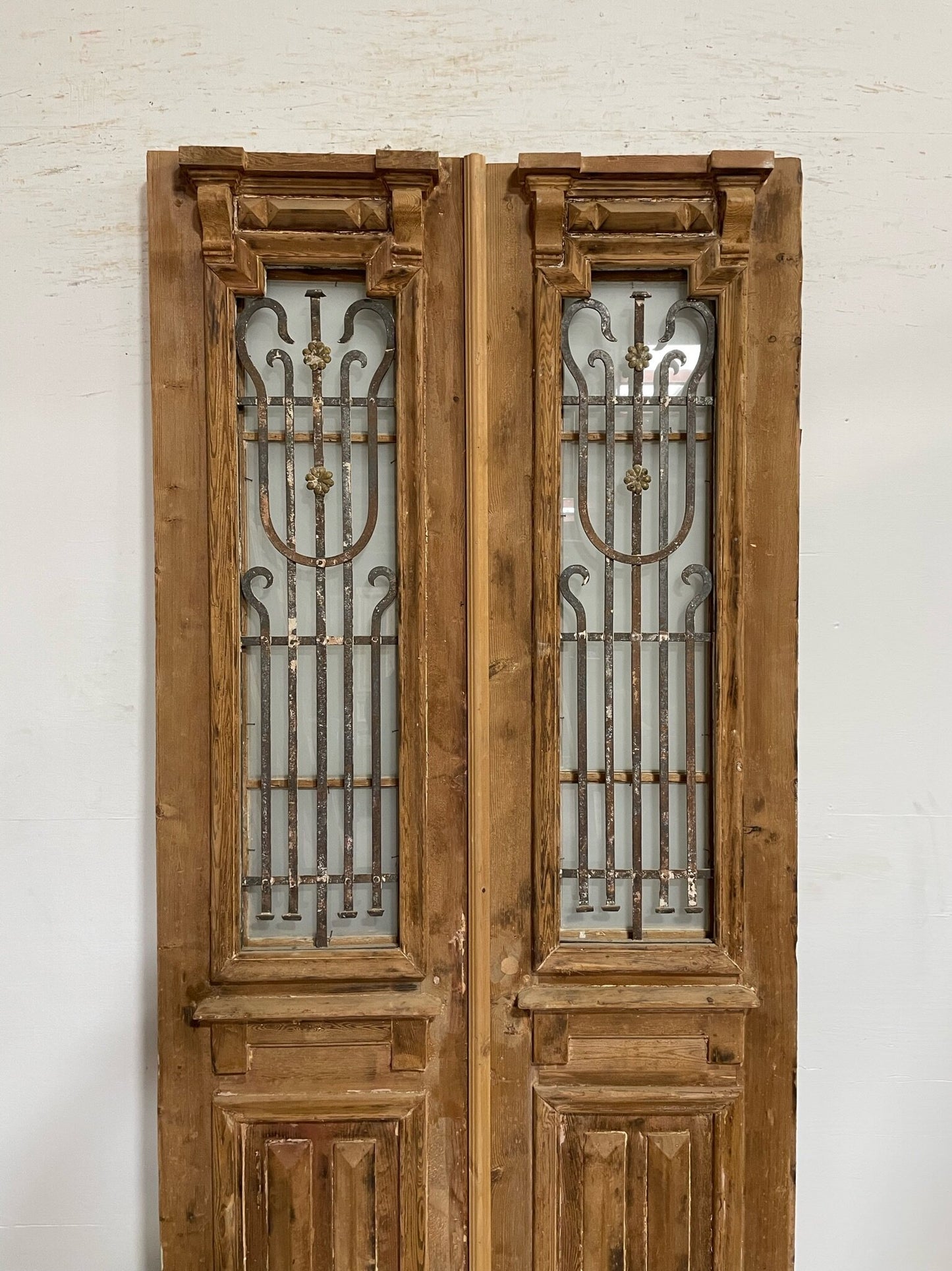 Antique French door (93.75x43.25) with metal F0891