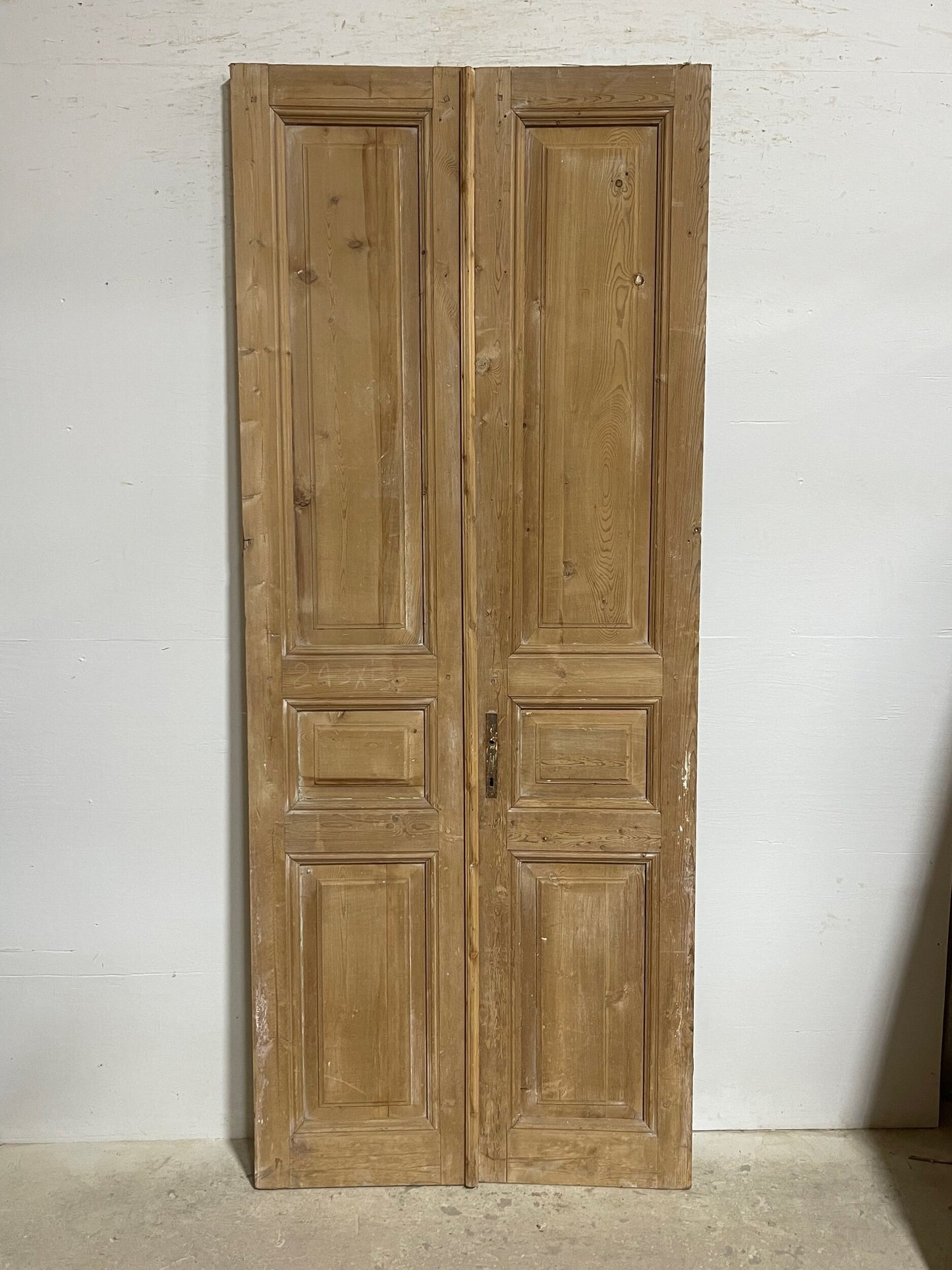 Antique French panel doors (95.75x39) I143