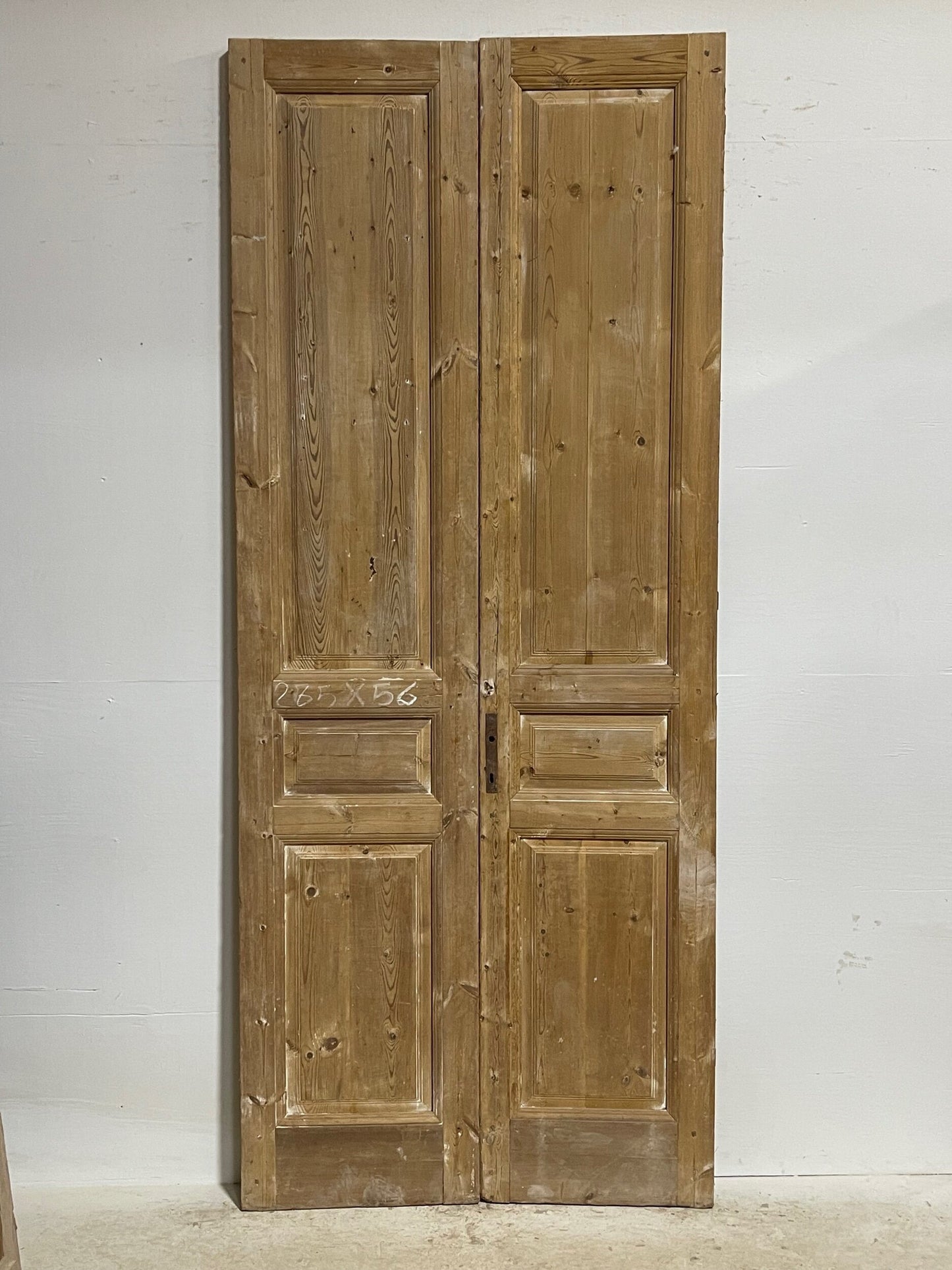 Antique French doors (104.25x43.25) H0096s