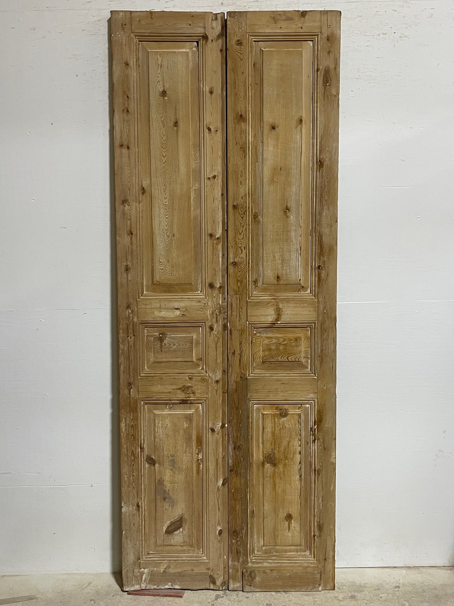 Antique French panel doors (94.5x36) I152