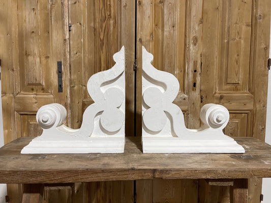 Corbel pair (H=18.75) (L=17.5) (W=6.25) C2s