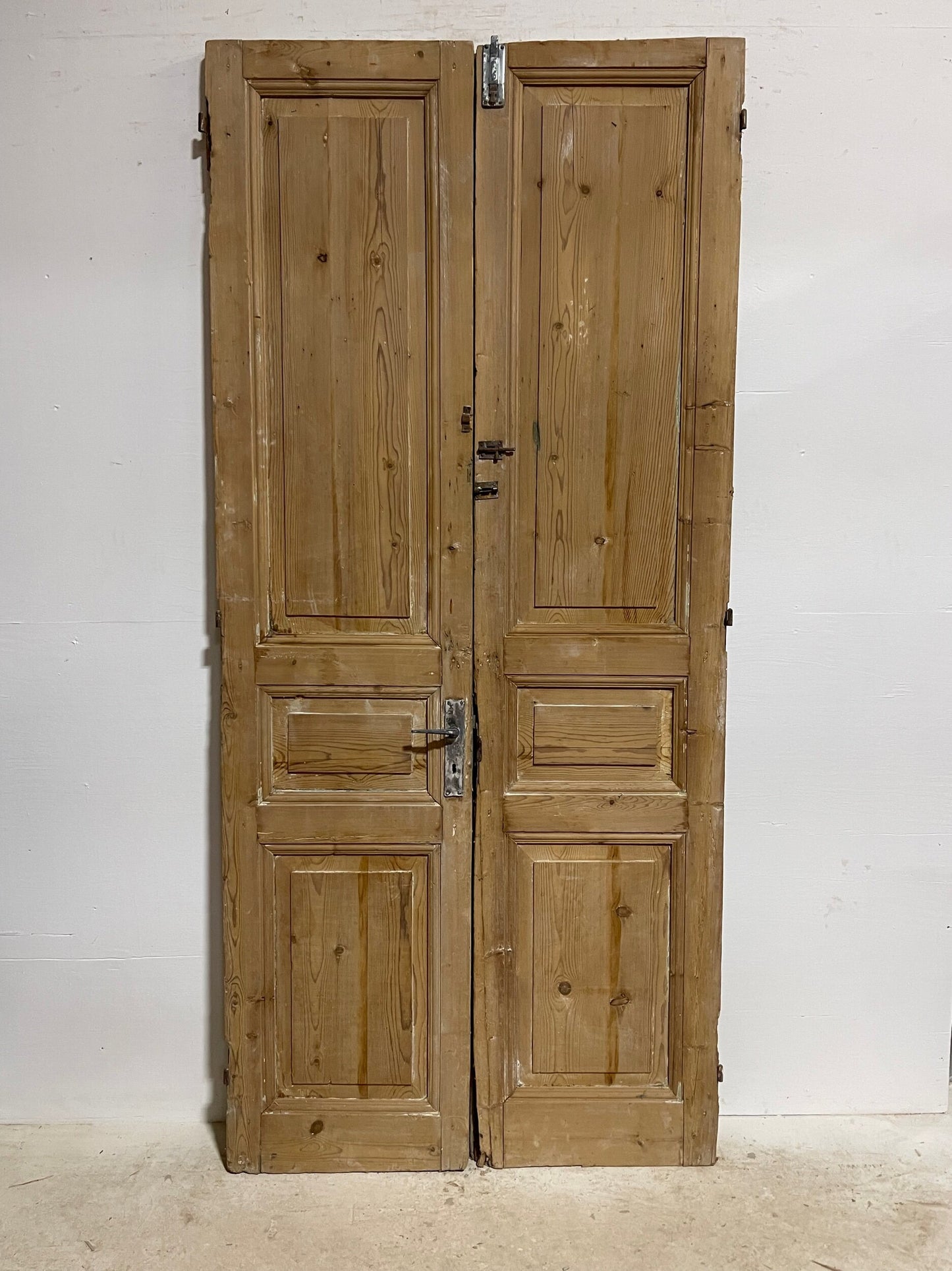 Antique French doors (95x43) H0140s