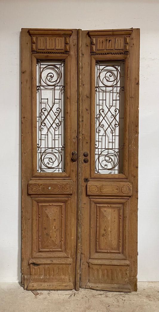 Antique French panel doors with metal (110x49.5) I001