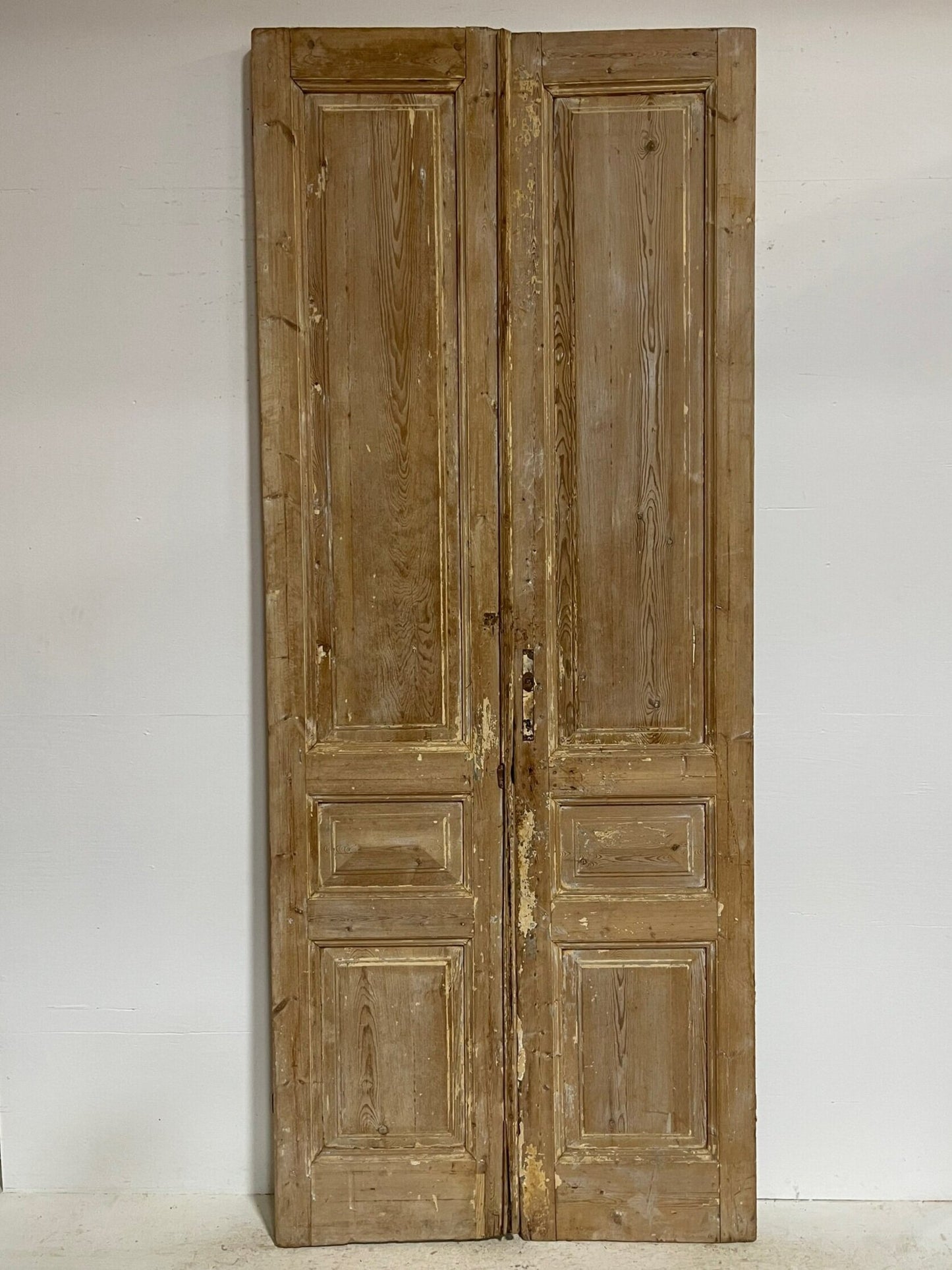 Antique French panel door  (108.25x44) G0058as