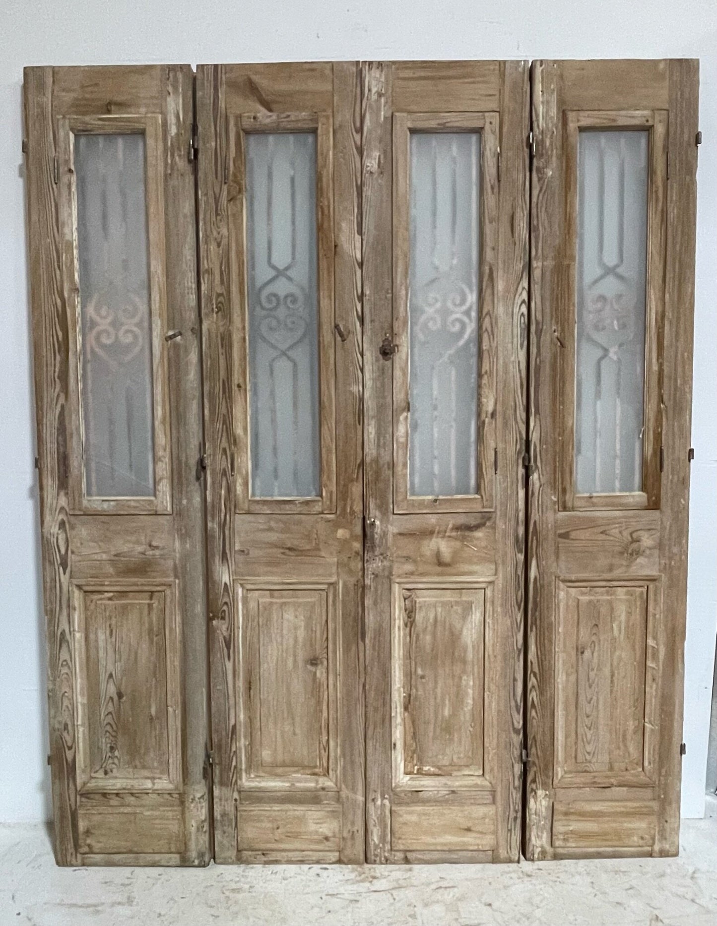 Antique French doors (94.5x76.25) with metal G1276