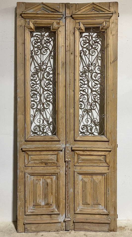 Antique French panel door with metal (114.25 x 50)  I033