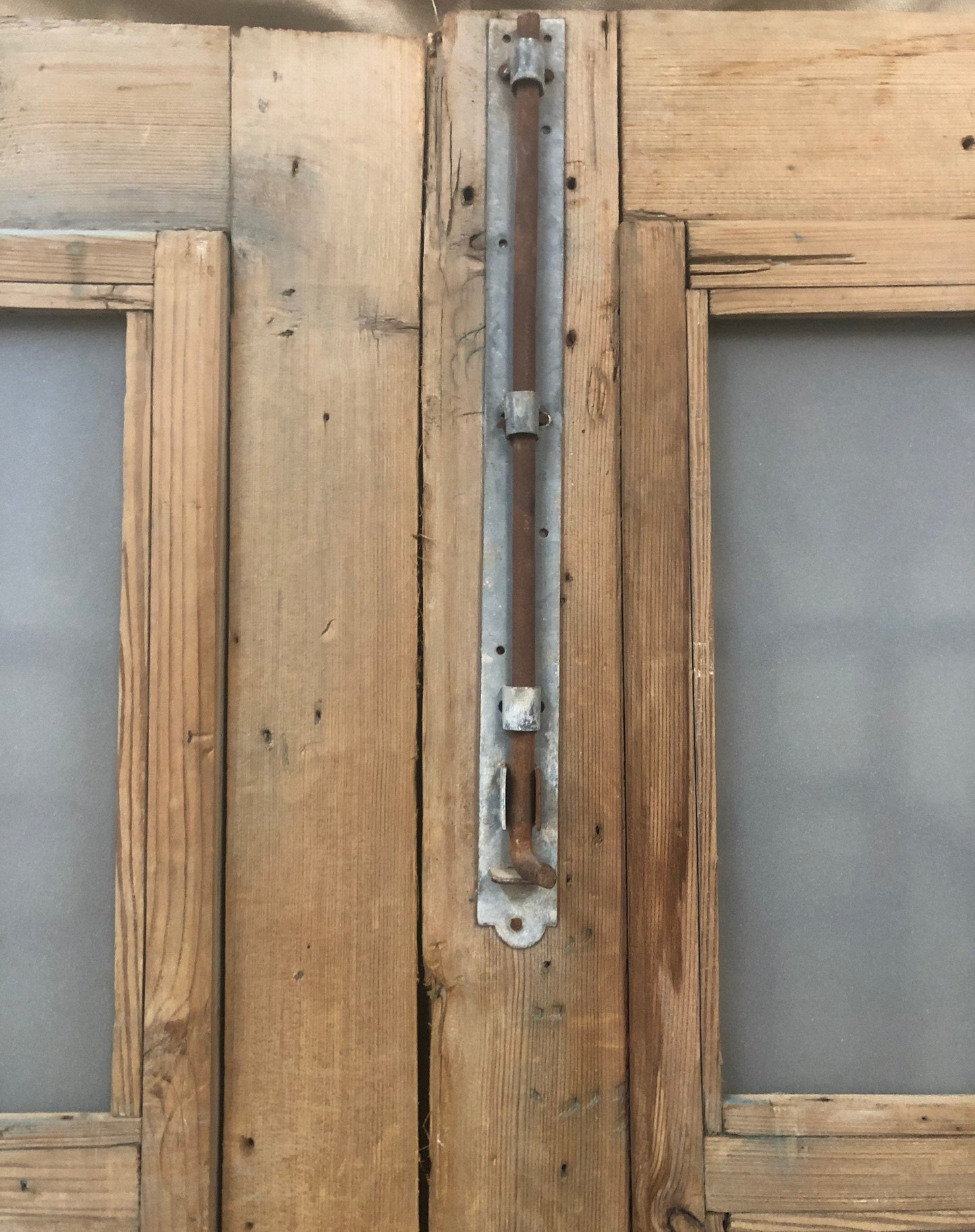 Antique panel doors (88x43) with iron C126