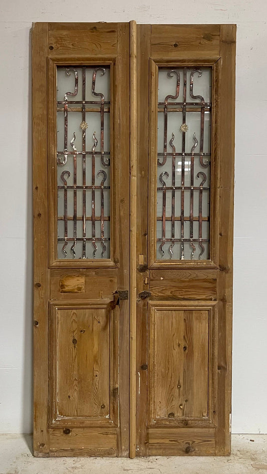 Antique French panel door with iron (95x44.25) G1009s