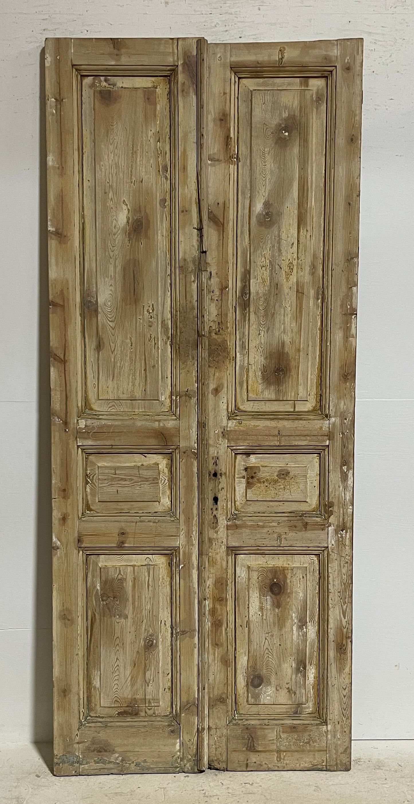 Antique French panel doors (92.25x38.75) G0177s