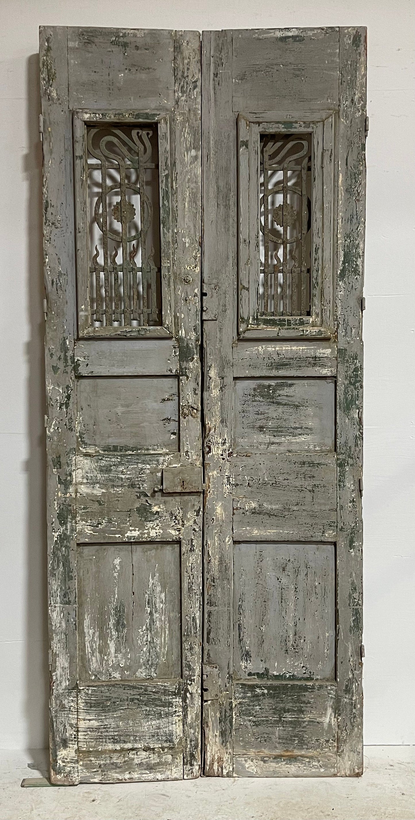 Antique French panel doors with metal (103.5x42.25) H0012s